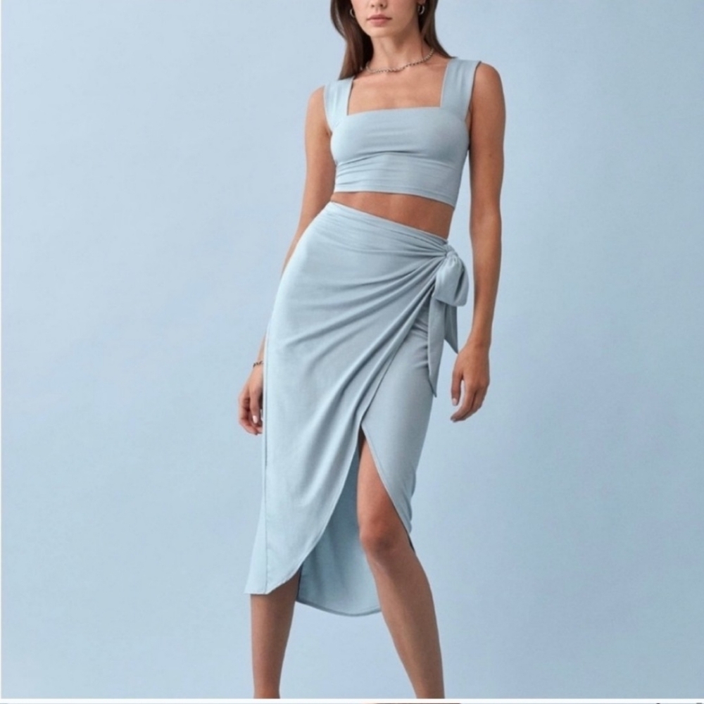 Reformation Rika two piece. Color mineral. Size M